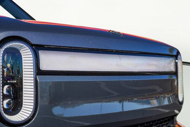 2022 Rivian R1S Launch Edition