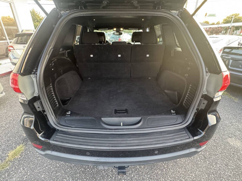 2017 Jeep Grand Cherokee Laredo