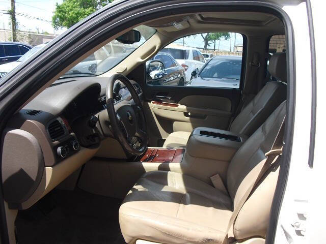 2012 Chevrolet Avalanche LTZ
