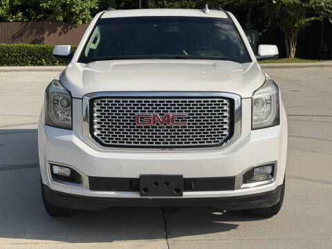 2017 GMC Yukon XL Denali