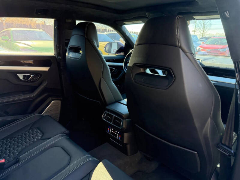 2020 Lamborghini Urus