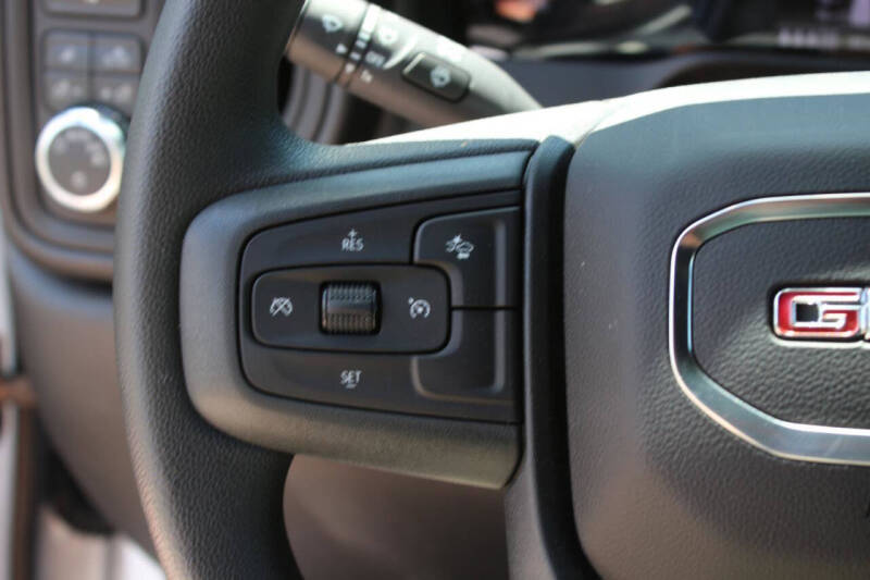 2026 GMC Sierra 3500HD CC Pro