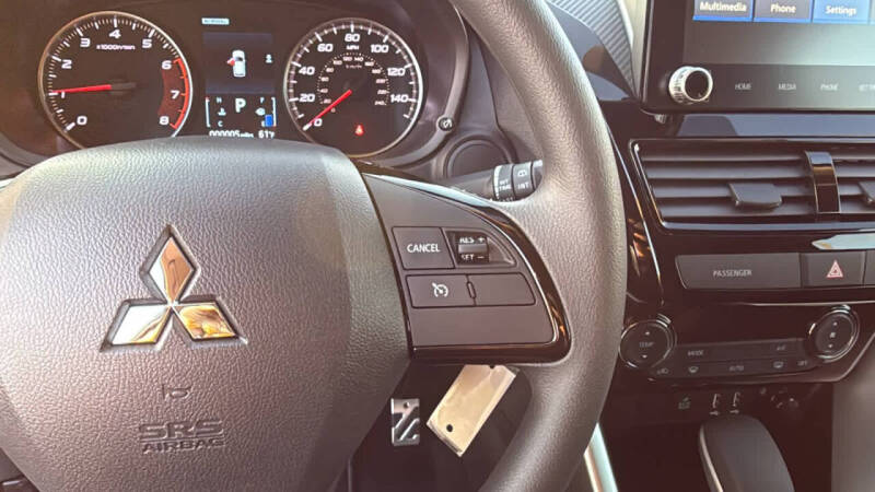 2026 Mitsubishi Eclipse Cross ES