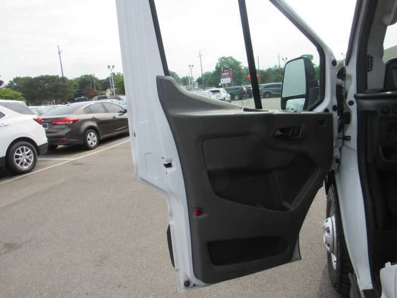 2022 Ford Transit