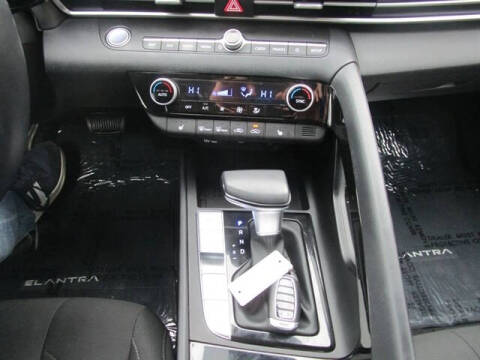 2023 Hyundai Elantra