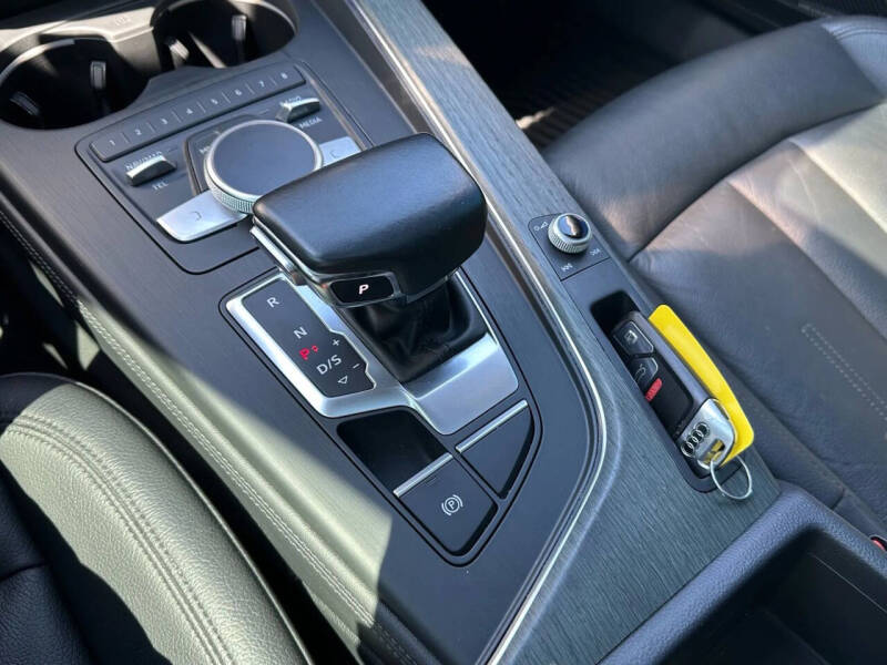 2018 Audi A4 2.0T quattro Prestige