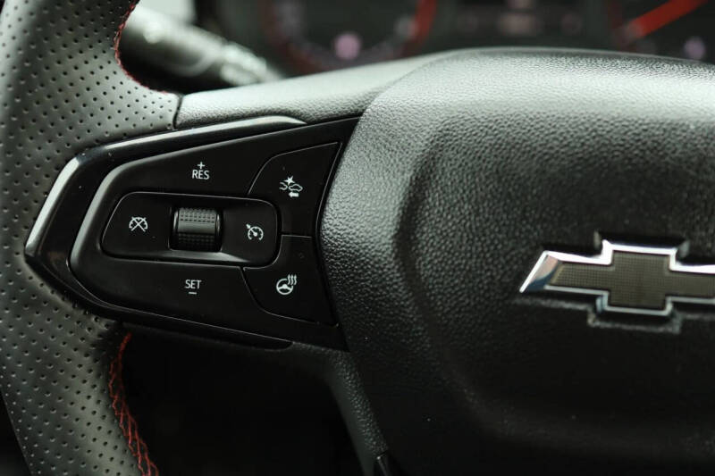 2025 Chevrolet Trax RS