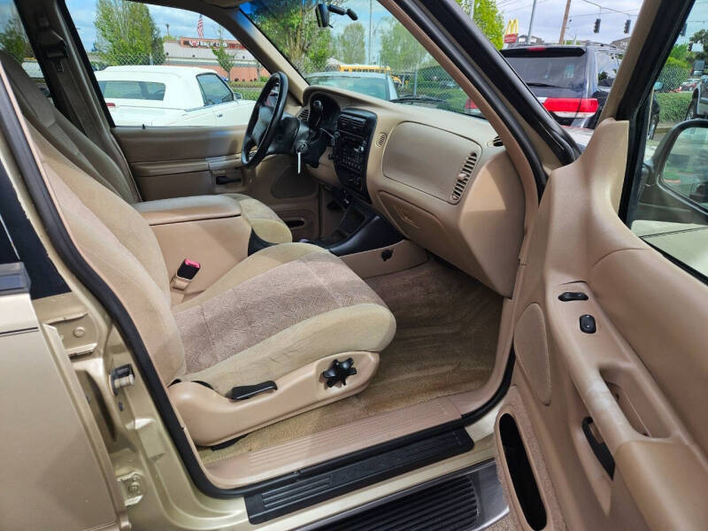 2000 Ford Explorer XLT