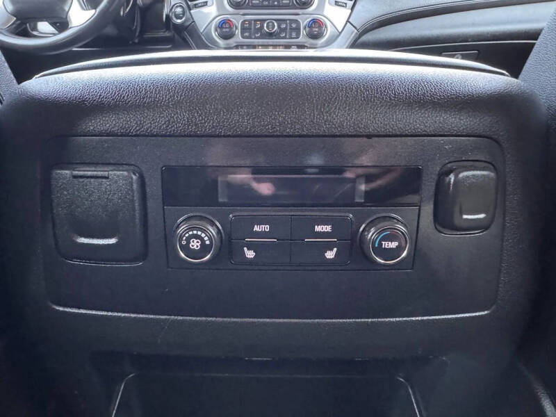 2016 GMC Yukon XL SLT