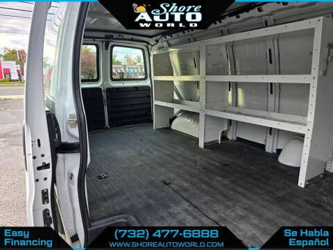 2022 Chevrolet Express 2500