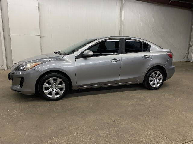 2013 Mazda MAZDA3 i SV