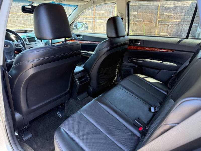 2012 Subaru Outback 3.6R Limited