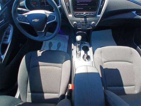 2025 Chevrolet Malibu LT