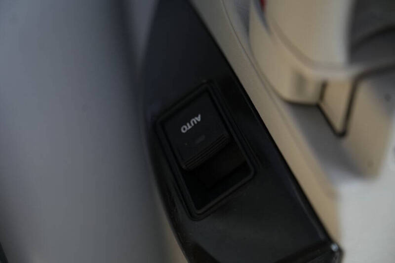 2011 Toyota Sienna Base 7-Passenger