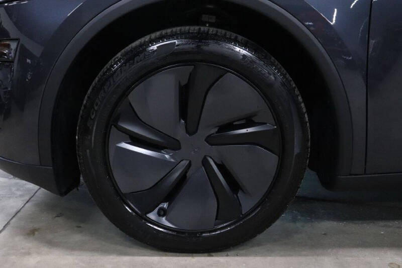 2026 Tesla Model Y Long Range