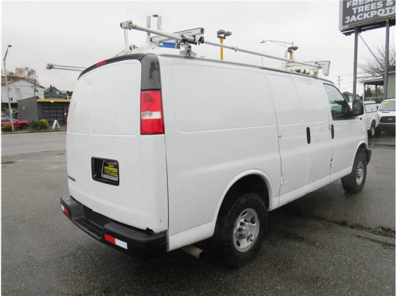 2020 Chevrolet Express 2500