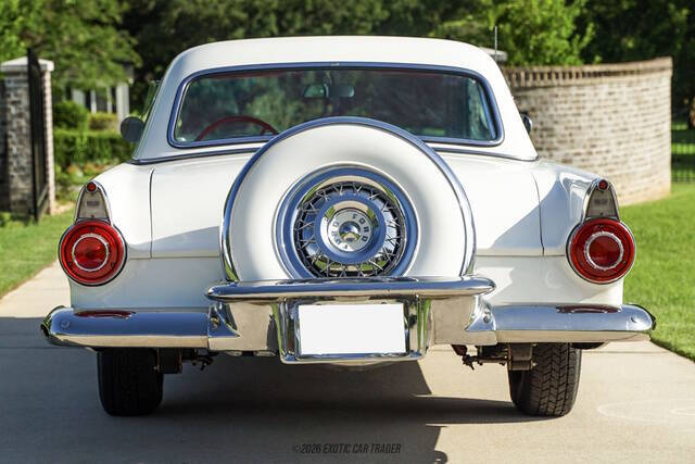 1956 Ford Thunderbird