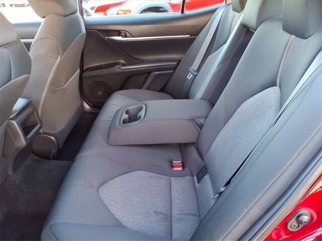 2020 Toyota Camry Hybrid LE