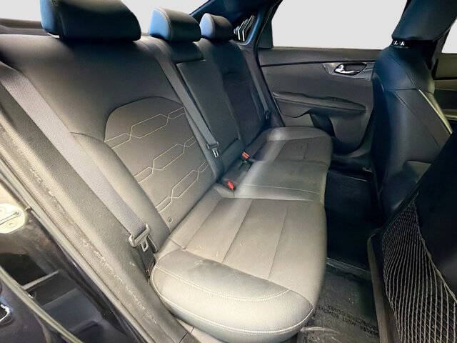 2021 Kia Forte GT Line