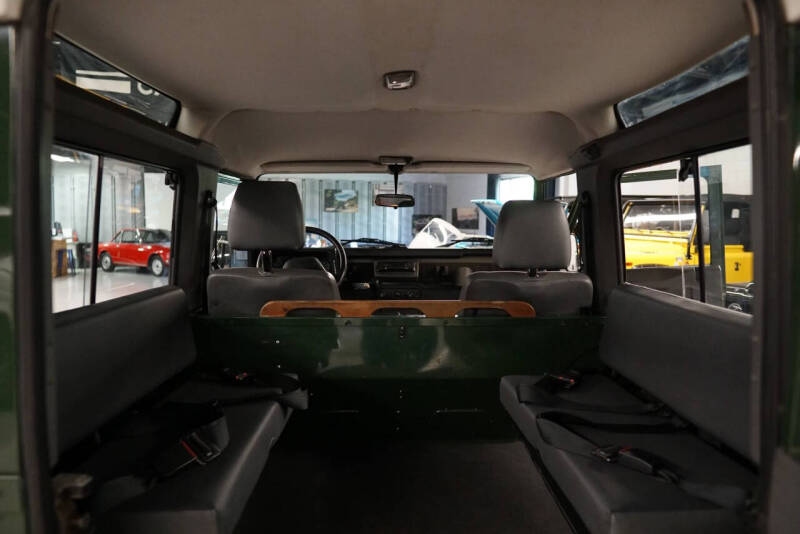 2000 Land Rover Defender