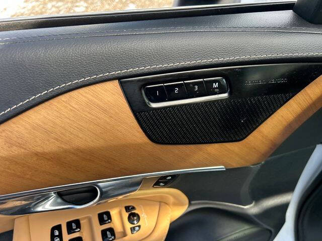 2019 Volvo XC90 T6 Inscription