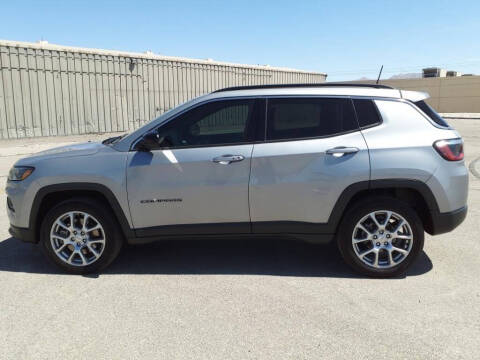 2024 Jeep Compass Latitude Lux