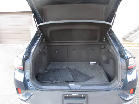 2023 Volkswagen ID.4 Pro