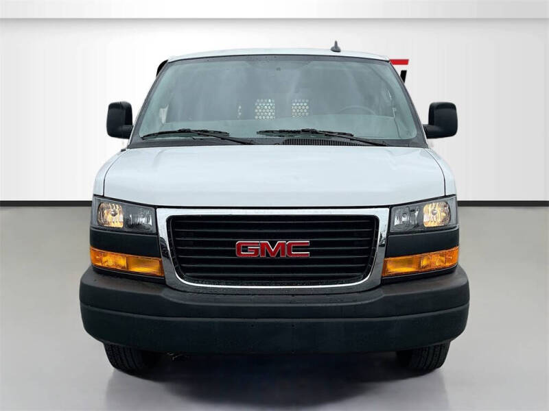 2024 GMC Savana 2500