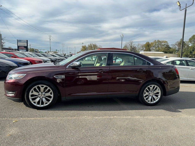 2019 Ford Taurus Limited