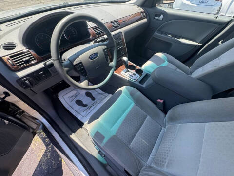2005 Ford Five Hundred SEL