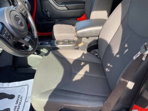 2017 Jeep Wrangler Willys Wheeler