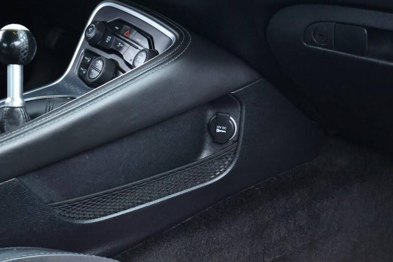 2016 Dodge Challenger 392 HEMI Scat Pack Shaker