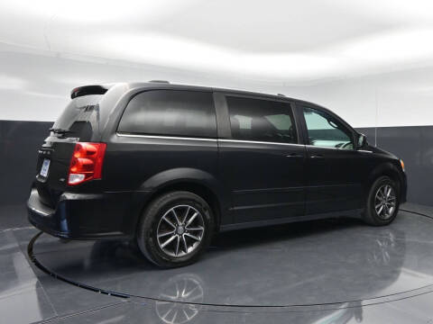 2016 Dodge Grand Caravan SXT Plus