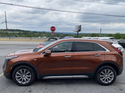 2019 Cadillac XT4 Premium Luxury