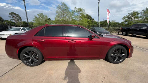 2023 Chrysler 300 S V6
