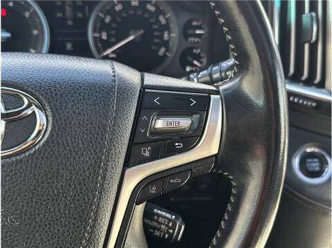 2021 Toyota Land Cruiser Heritage Edition