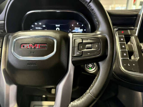 2024 GMC Yukon XL SLT