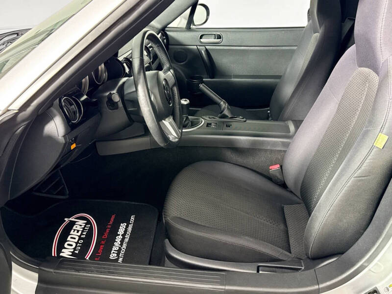 2006 Mazda MX-5 Miata