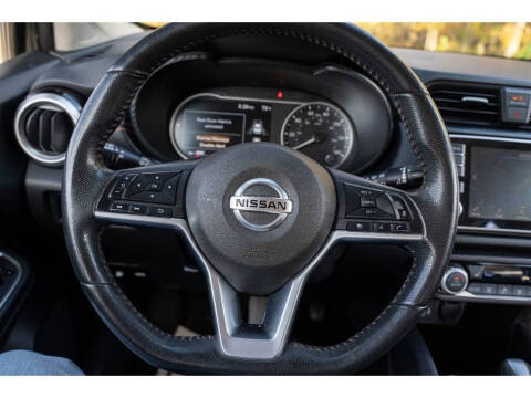 2020 Nissan Versa SR