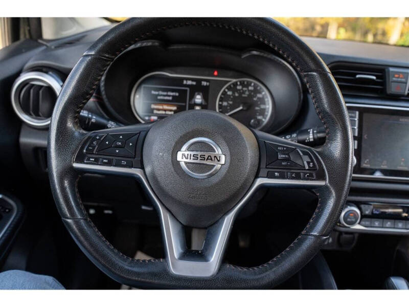 2020 Nissan Versa SR