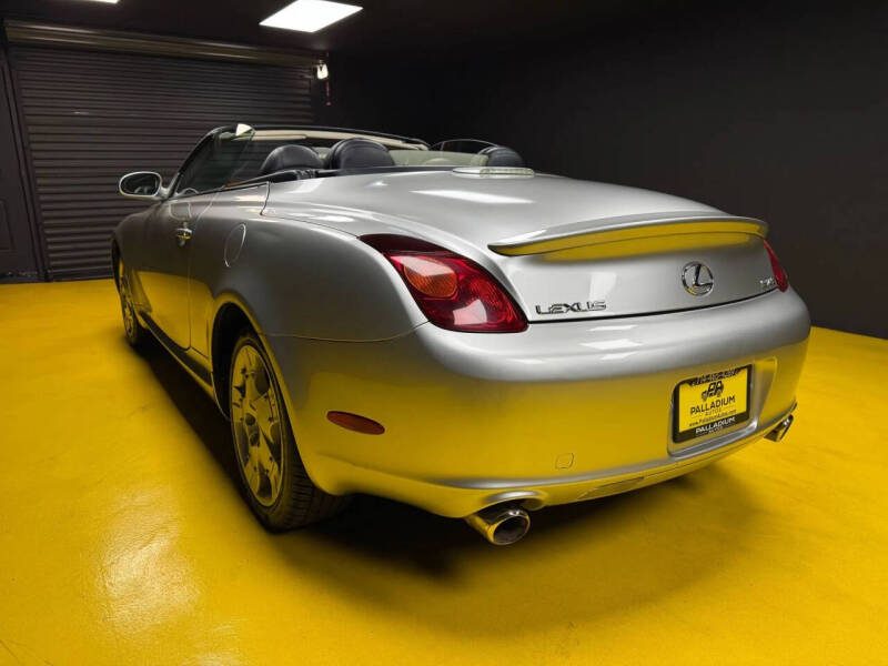 2005 Lexus SC 430
