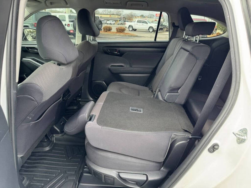 2020 Toyota Highlander L