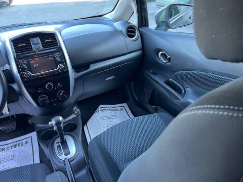 2017 Nissan Versa Note SV
