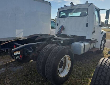 2007 Freightliner Business class M2