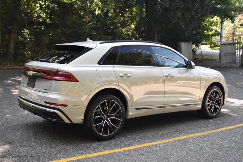 2021 Audi Q8 quattro Premium Plus 55 TFSI