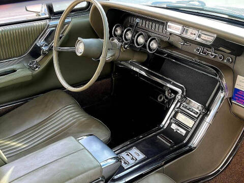 1965 Ford Thunderbird