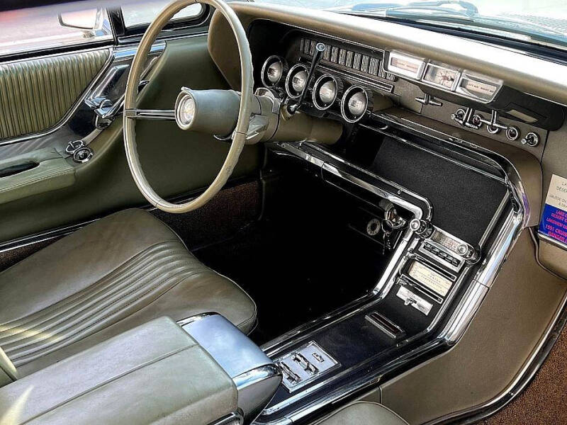 1965 Ford Thunderbird