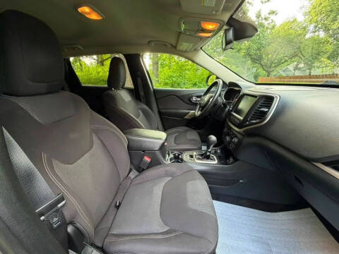 2017 Jeep Cherokee Latitude