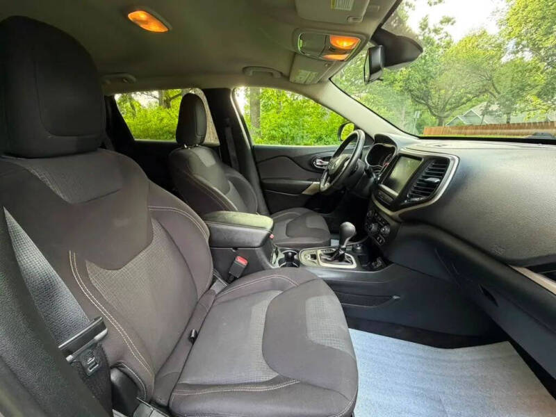 2017 Jeep Cherokee Latitude