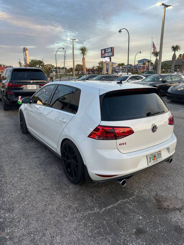 2017 Volkswagen Golf GTI